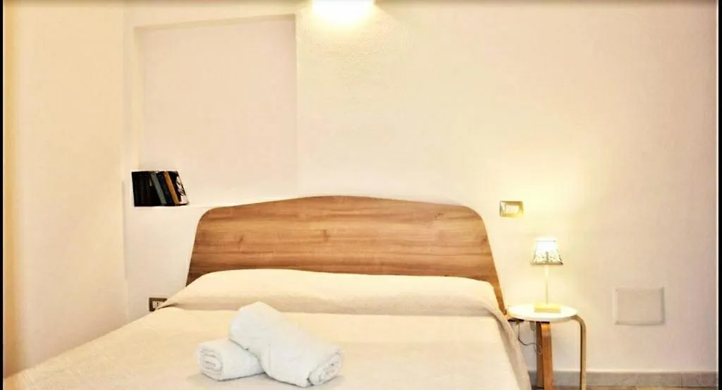 La Casa Di Elisabetta Lägenhet Alghero 0*,  Italien